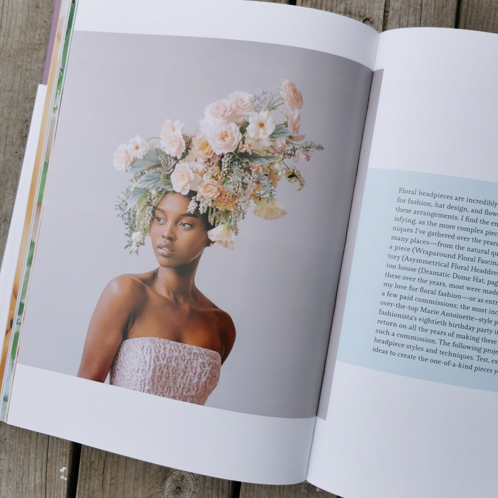 01641_The_art_of_wearable_flowers_4