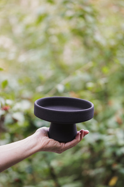 Hanataba - Keramisk ikebana-vase – Elegant matt svart